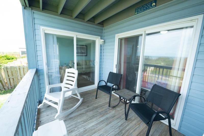 Sandy Dunes Oceanfront Condo - Just Renovated June 2020 默特尔比奇 外观 照片