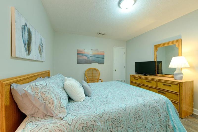 Sandy Dunes Oceanfront Condo - Just Renovated June 2020 默特尔比奇 外观 照片